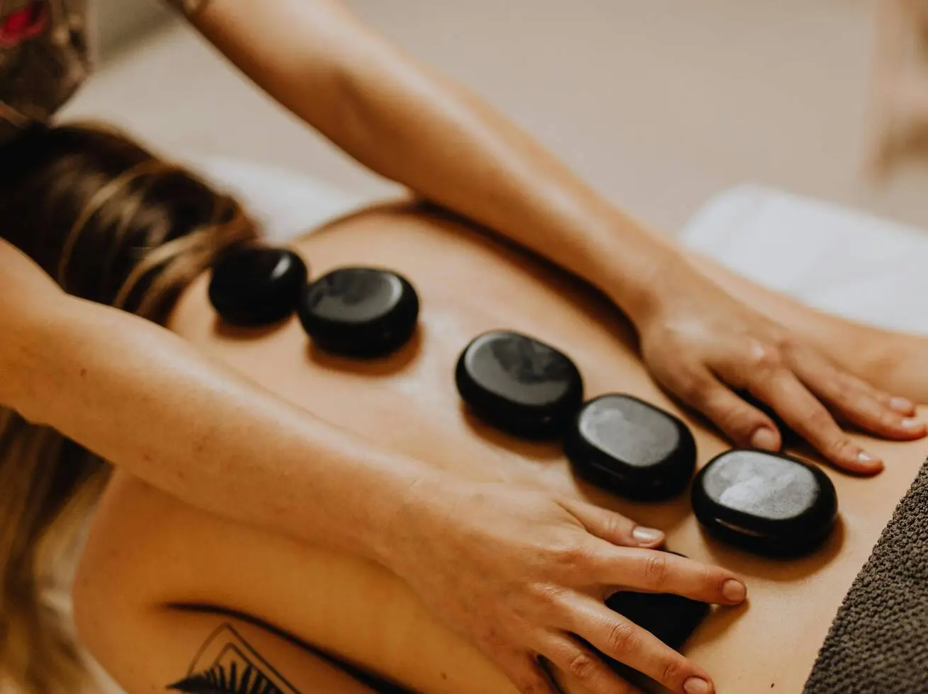 L3 Stone Therapy Massage