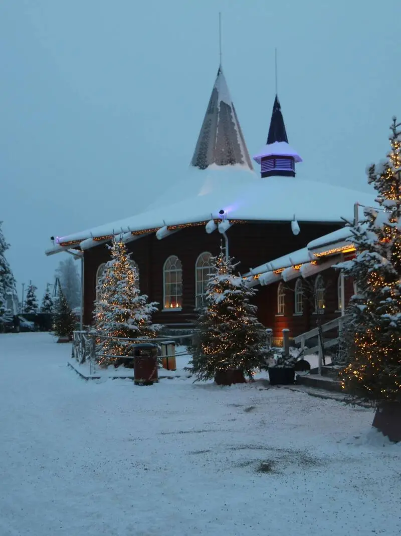 Ski to the North Pole