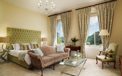 https://dg5r53r4bbz7q.cloudfront.net/media/images/properties/united-kingdom/tring/champneys-tring/accomodation/luxe-room/tring_luxe_room.webp