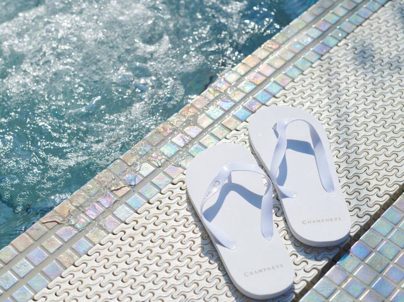 Comfy flip flops